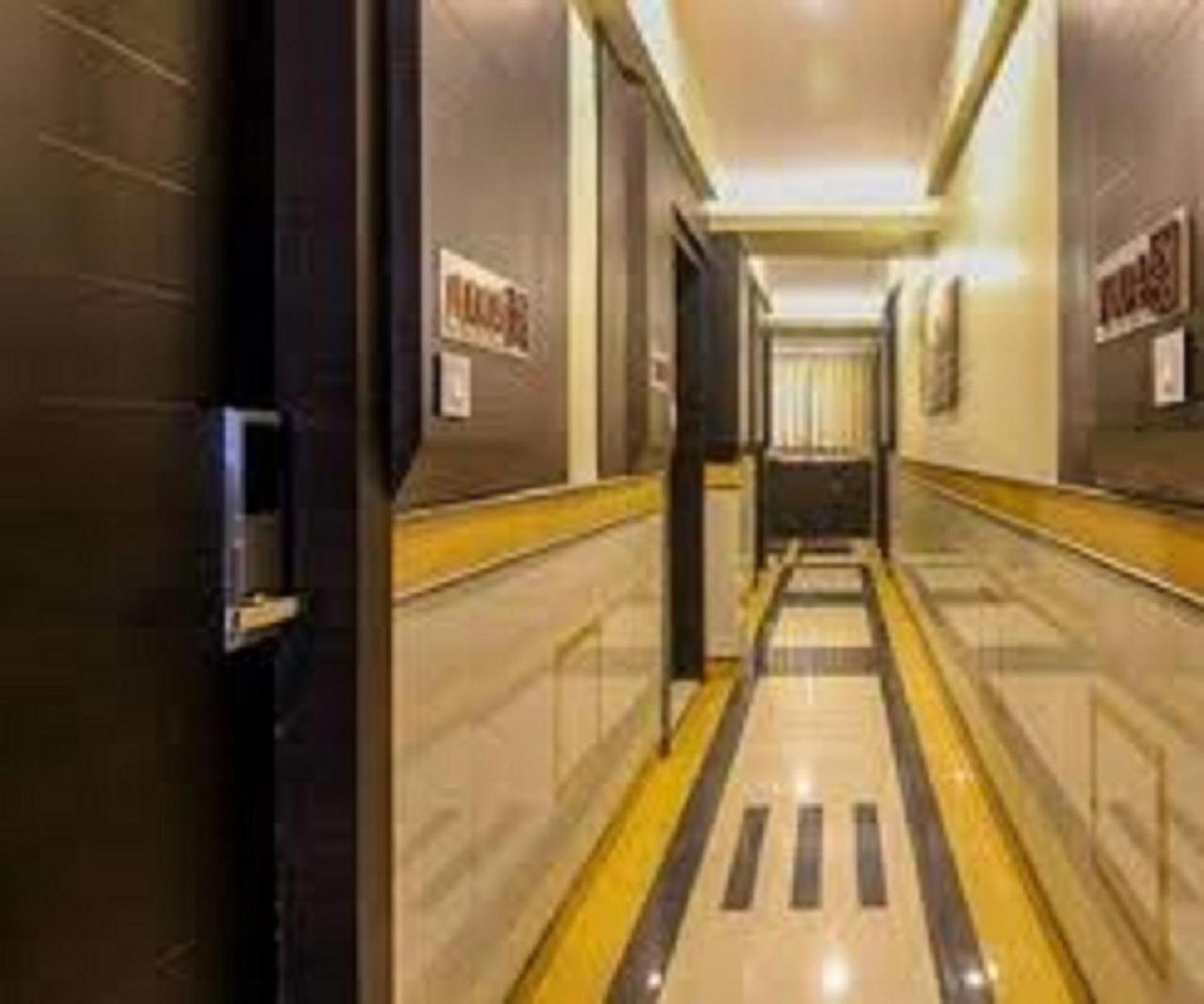Fabexpress Time Square Hotel Thane Exterior photo